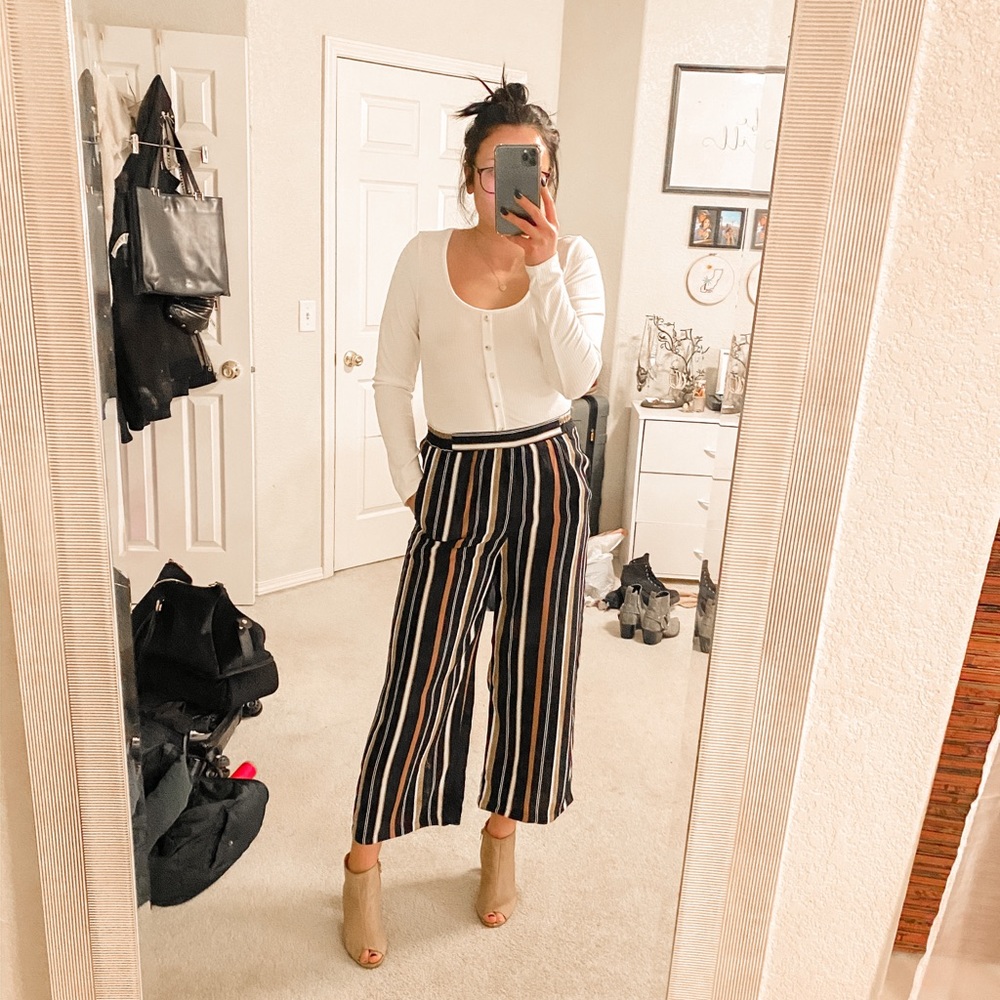 Lush Multicolored Stripped Capri Pants